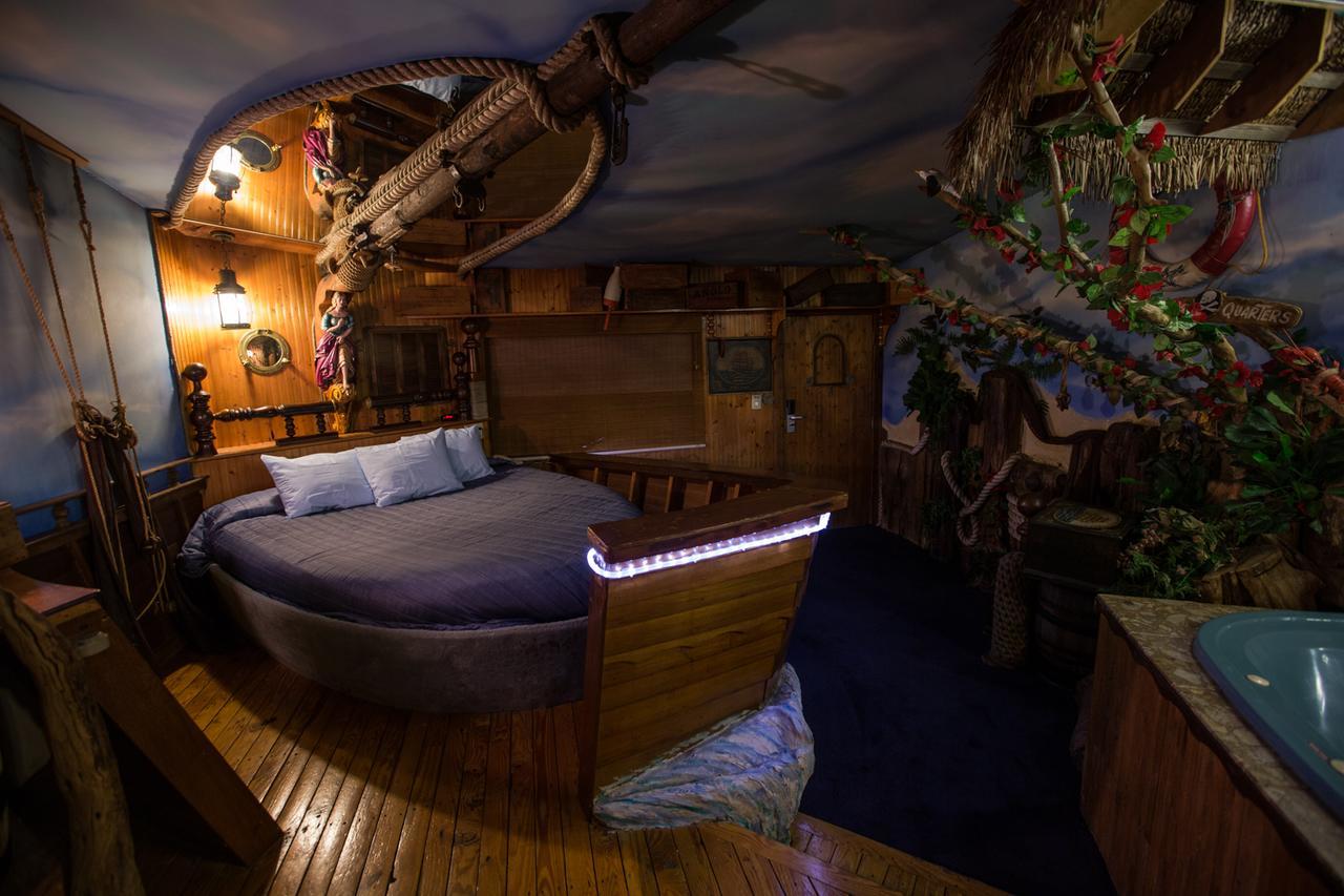 Feather Nest Inn (Adults Only) Cherry Hills Village Exteriér fotografie